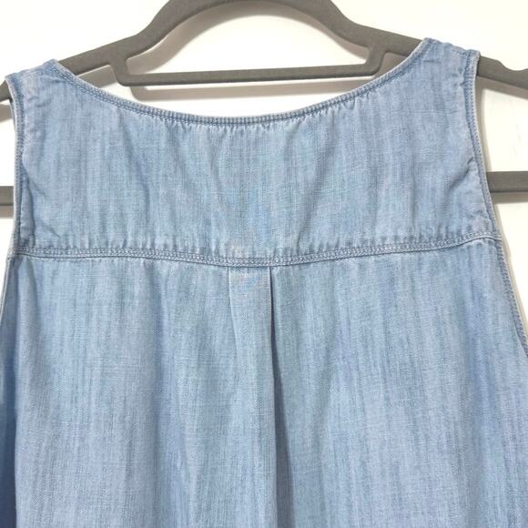 Natural Reflections Tie-Front Stripe Sleeveless Top Blue Denim-Look Size Medium - Picture 7 of 12